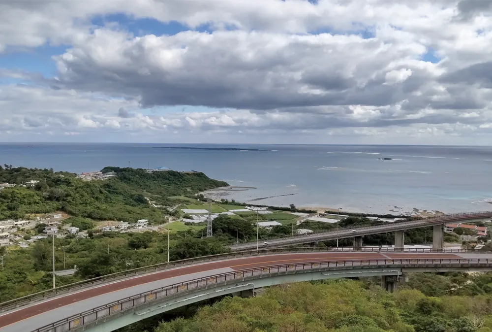 ニライカナイ橋